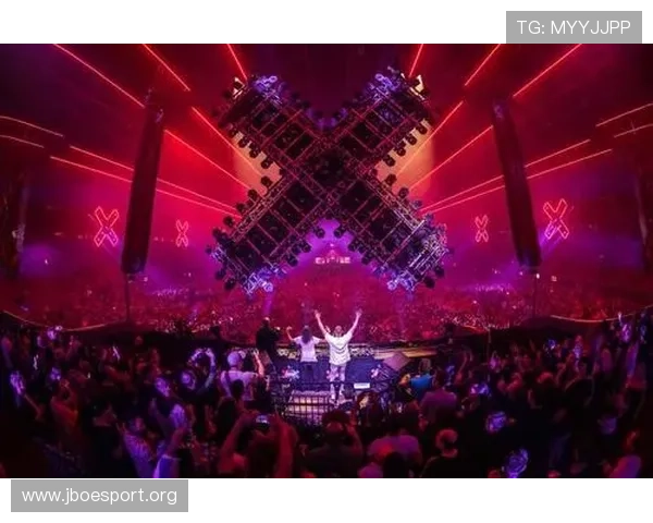 斯洛特畅享伊维萨海岛假期沉浸知名DJ电音盛宴全情投入体验